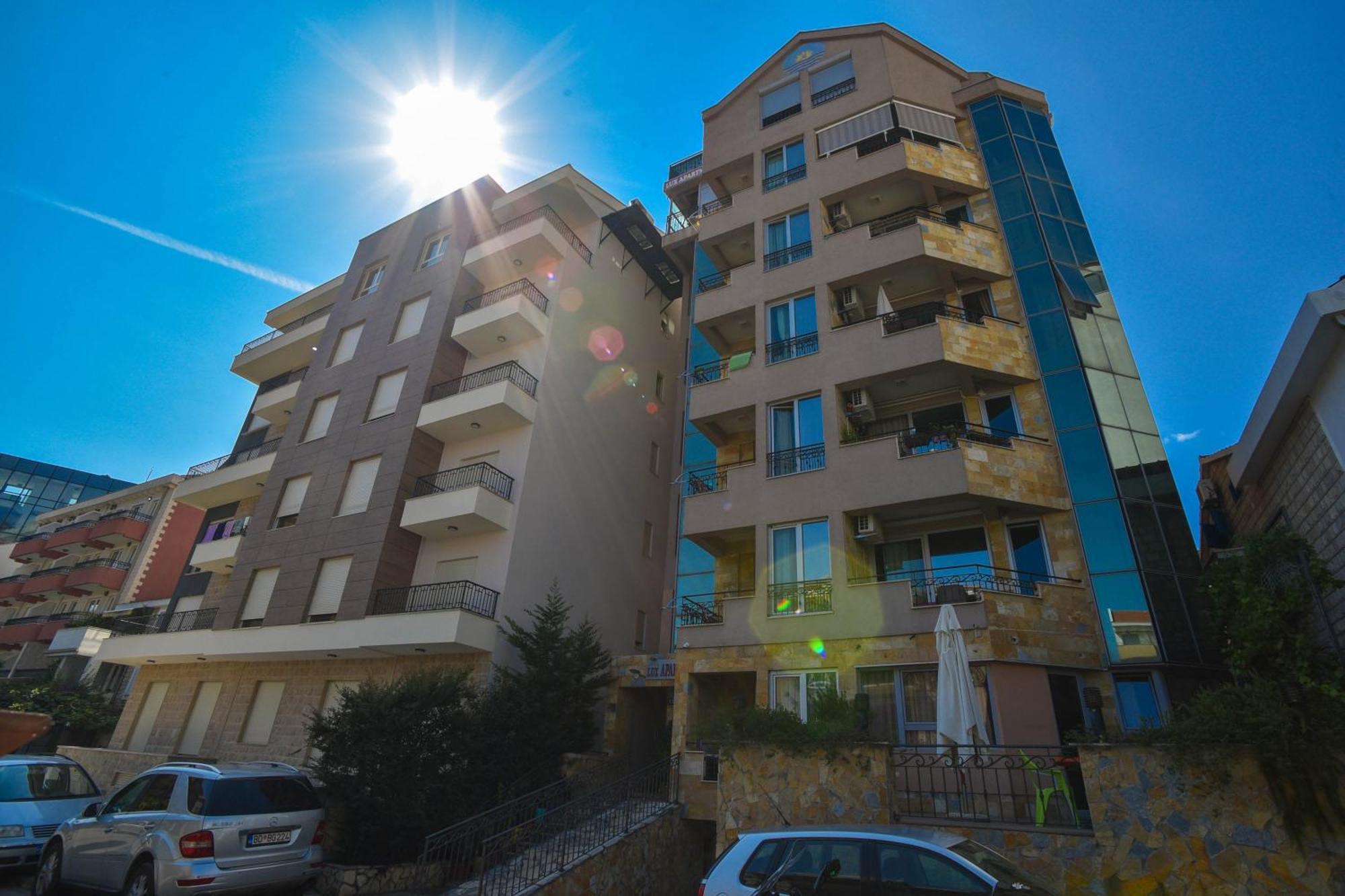 Apartment Golden Lavender Budva Exteriör bild